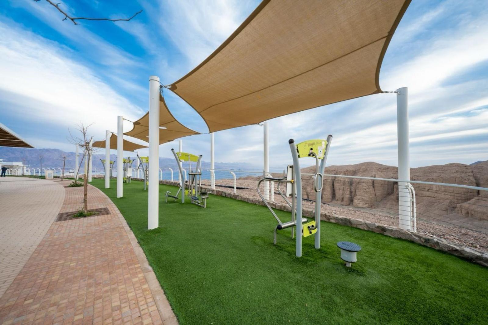 Mountain And Sea View - Penthouse With Private Pool Διαμέρισμα Ελάτ Εξωτερικό φωτογραφία